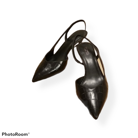 Black Michael Kors pumps